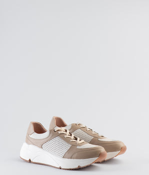 Sneakers Arenal